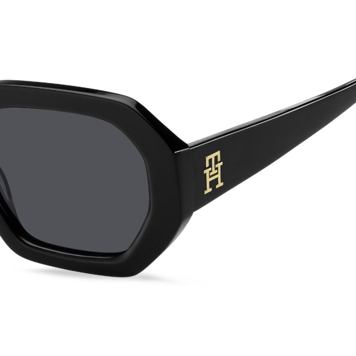 Lunettes de soleil Tommy Hilfiger TH 2155/S couleur noire pour femme – modèle rectangulaire