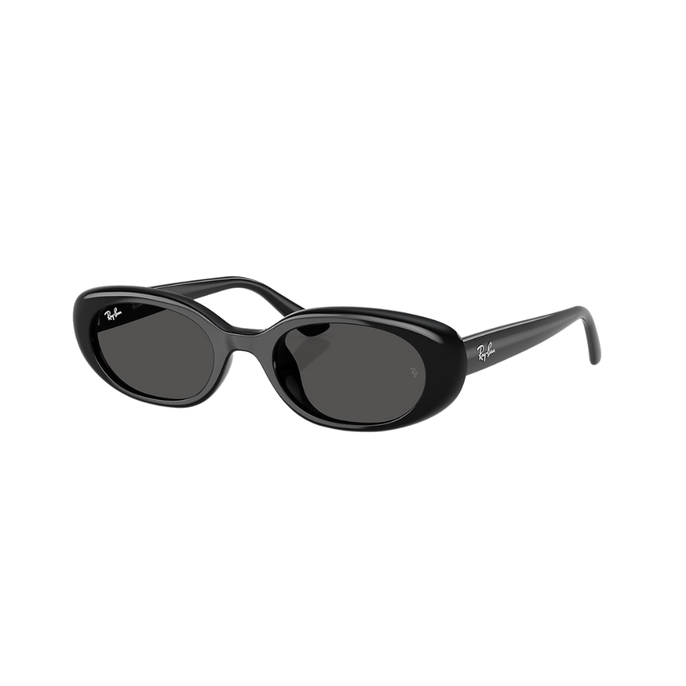 Les lunettes de soleil Ray-Ban RB4441D associent modernité, confort et authenticité. Disponibles en noir et marron avec protection UV intégrale.