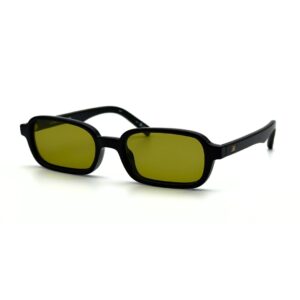 Le Specs Pilferer