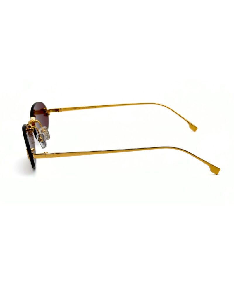 lunettes-soleil-fendi-first-crystal-fe4075us-branchesbordeaux-tunisie.jpg Lunettes de soleil femme FENDI First Crystal FE4075US bordeaux cristaux Tunisie AZZABI OPTIC
