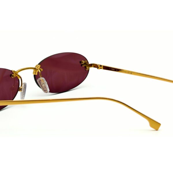lunettes-soleil-fendi-first-crystal-fe4075us-bordeaux-tunisie.jpg Lunettes de soleil femme FENDI First Crystal FE4075US bordeaux cristaux Tunisie AZZABI OPTIC