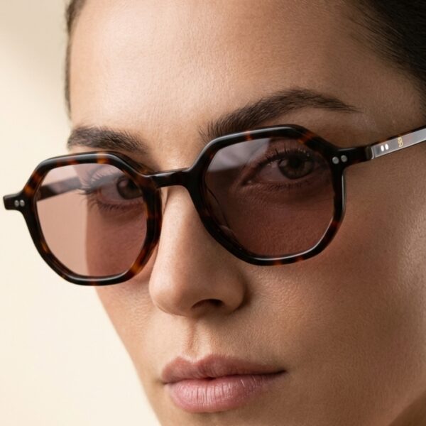 blue-eyes-at1097-marron-verre-nude-octogonal.jpg Blue Eyes AT1097 lunettes de soleil vintage Tunisie monture marron écaille verre nude rosé