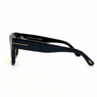 Lunettes de soleil Tom Ford Caine-02 monture noire et verres jaunes chez Azzabi Optic La Marsa.