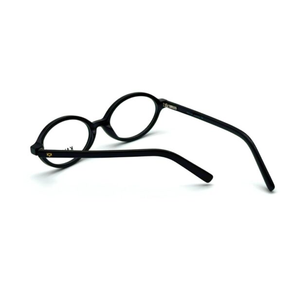 Lunettes de vue femme KAVAK noire avec clip Lunettes de vue femme KAVAK noires forme ovale et clip magnétique détaché
