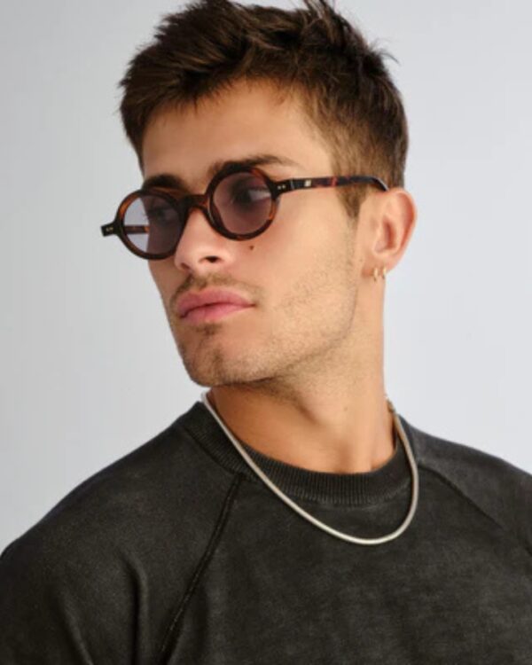 le-specs-sycophantic-azzabi-optic-tunis Lunettes de soleil Le Specs Sycophantic noir chez Azzabi Optic La Marsa