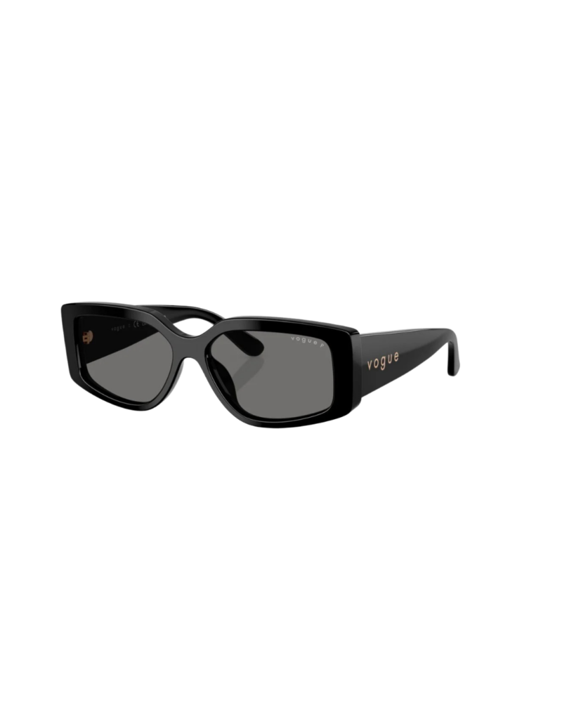 Lunettes de soleil polarisées pour femme Vogue Eyewear VG5642SU W44/81 en acétate noir brillant vue 3-4 chez AZZABI OPTIC