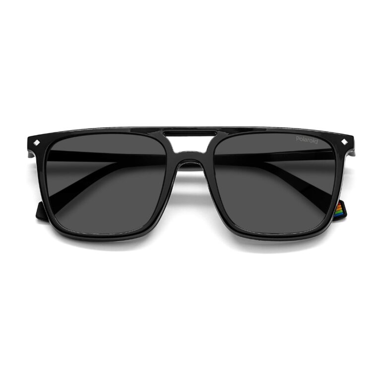 Lunettes optiques carrées noires Polaroid PLD6166CS avec leur clip-on solaire polarisé magnétique détaché au premier plan.