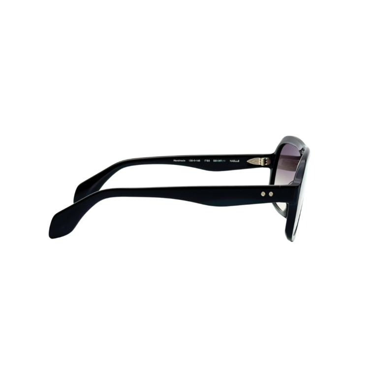 GIGI STUDIOS NAELLE GS1067/11 Noir Brillant - branches Lunettes de soleil oversized GIGI STUDIOS NAELLE GS1067/11 en acétate noir brillant avec verres dégradés gris antireflets.