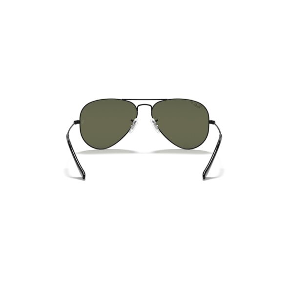 Vue arrière des plaquettes nasales en silicone ajustables et verres verts polarisés G-15 Ray-Ban