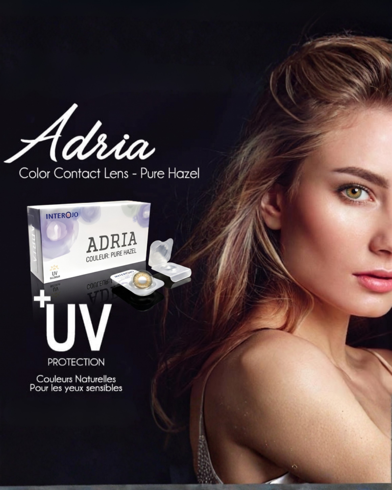 Visuel promotionnel ADRIA Pure Hazel avec boîte, blister de lentille et modèle féminin.