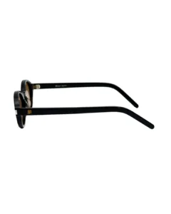 Profil de branche de lunettes solaires BLUE EYES AT1148 montrant l'épaisseur de l'acétate et la finition du tenon