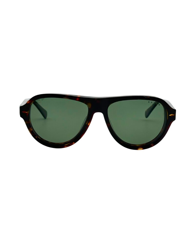 Vue de face des lunettes KAVAK KV6001 C2 avec clip solaire teinté vert monté sur la face aviateur en acétate écaille