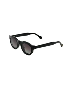 Lunettes de vue clip on Tunisie Blue Eyes BE5010 noire avec le clip solaire fixé sur la face avant, vue de trois quarts.